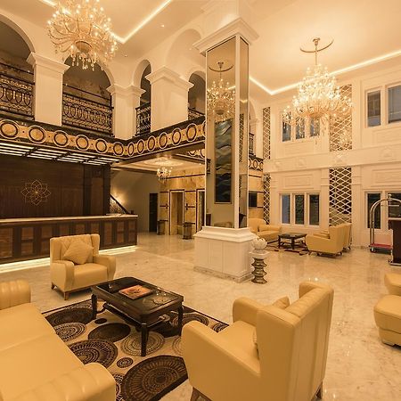 White Lotus Hotel Udupi Extérieur photo