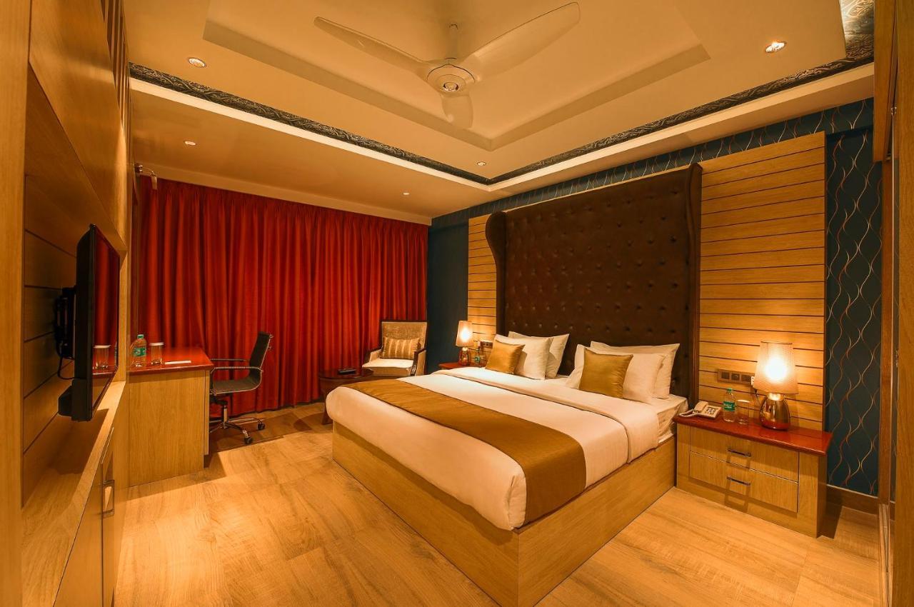 White Lotus Hotel Udupi Extérieur photo
